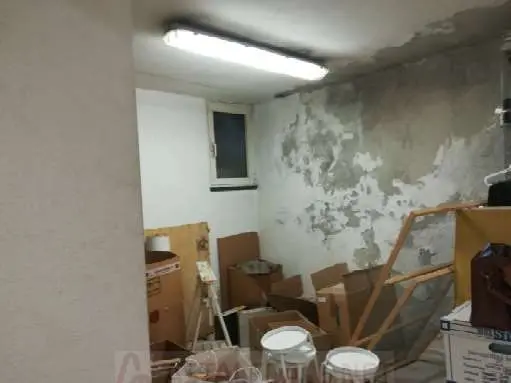 Magazzino via Pollupice 39, Finale Ligure