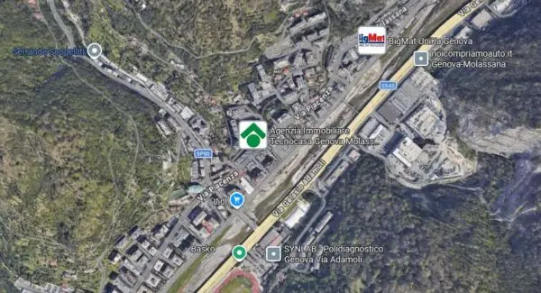 Magazzino via Trensasco 14 r, Genova