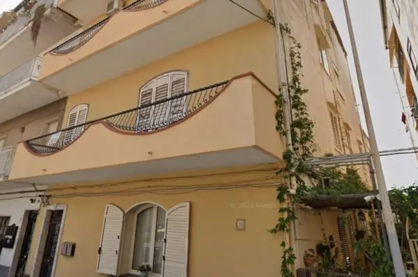 Appartamento via Ischia 38, Giardini-Naxos