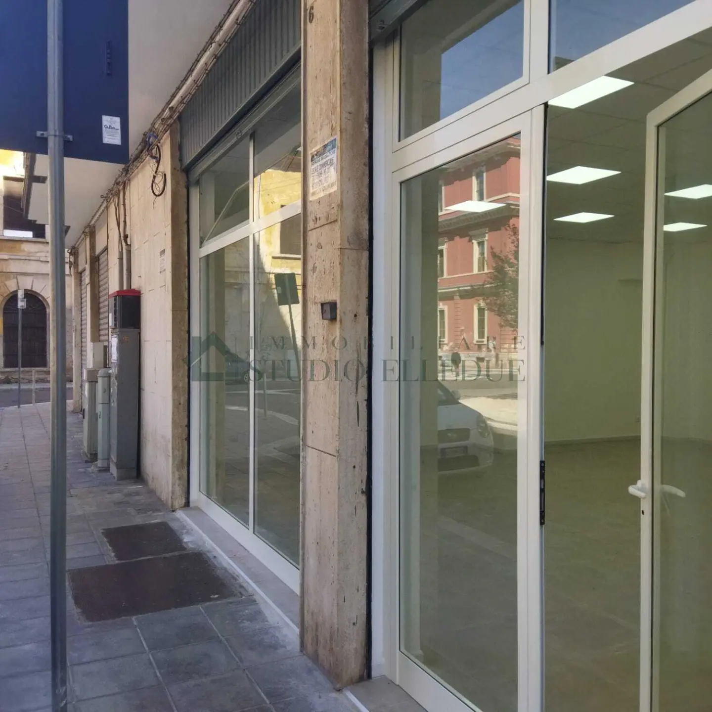 Immagine per Negozio in vendita a Bari via Francesco Petrelli 6