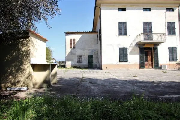 Terratetto via Di Tempagnano 1579, Lucca