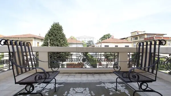 Villa via Inigo Campioni 78, Lucca