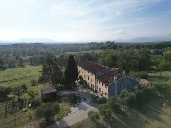 Casale via Di Collecchio, Capannori