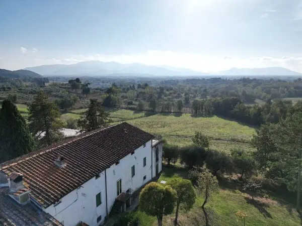 Casale via Di Collecchio, Capannori