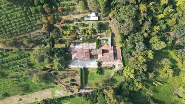 Villa 676, Lucca