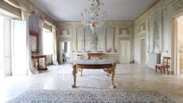 Villa 676, Lucca