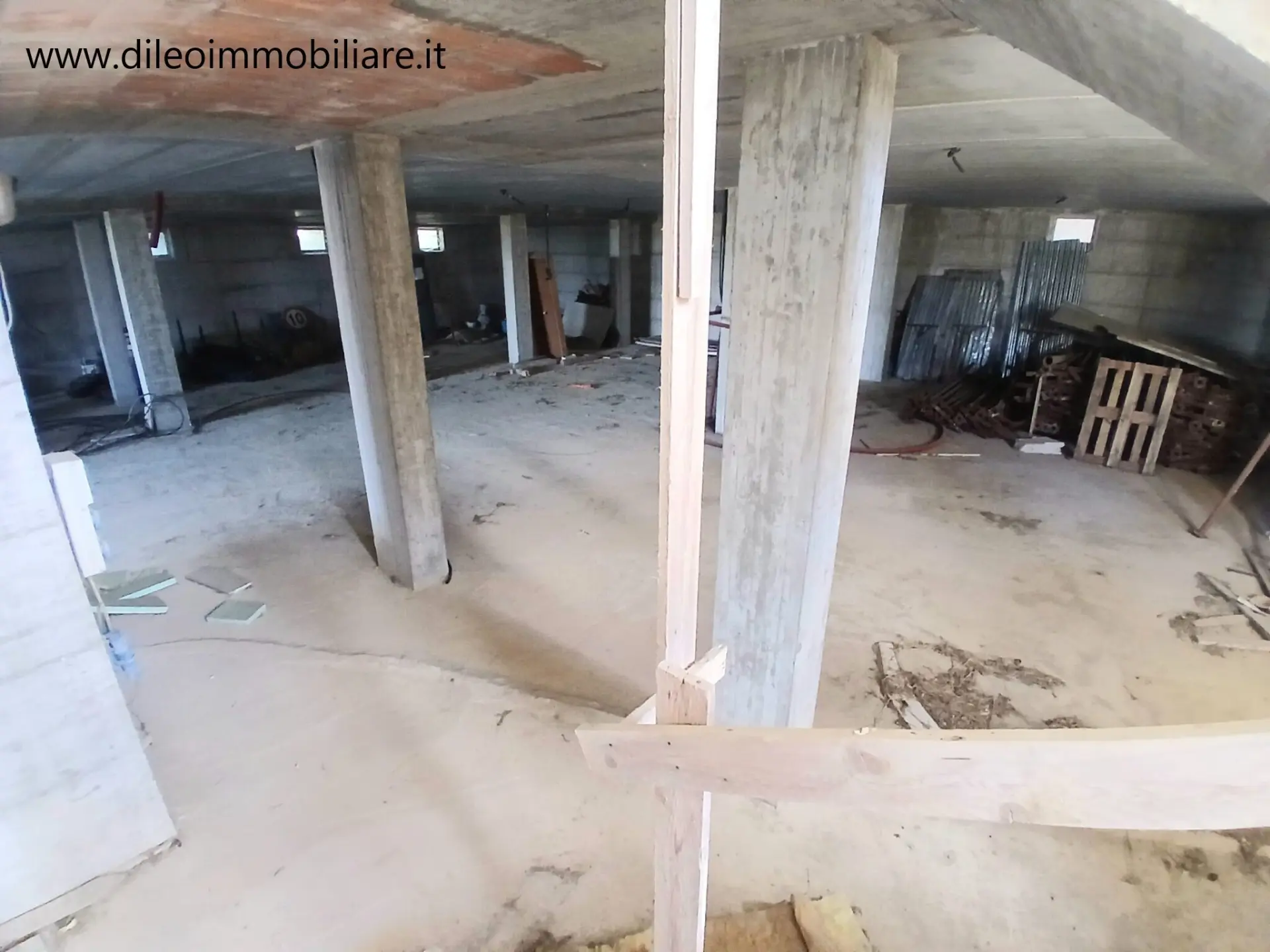 Immagine per Industriale in vendita a Colonnella 57