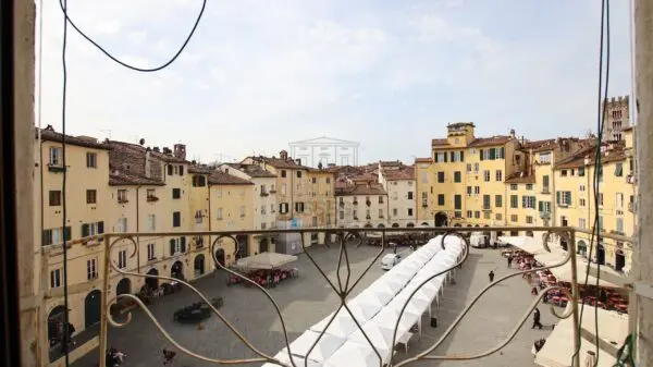 Monolocale via Fillungo 113, Centro Storico, Lucca
