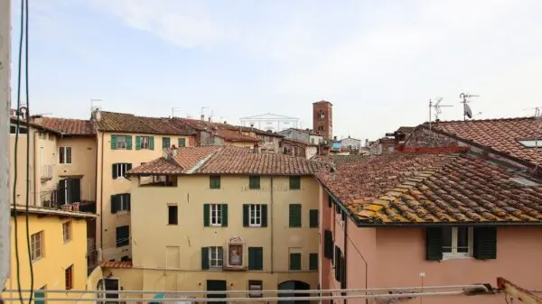 Monolocale via Fillungo 113, Centro Storico, Lucca