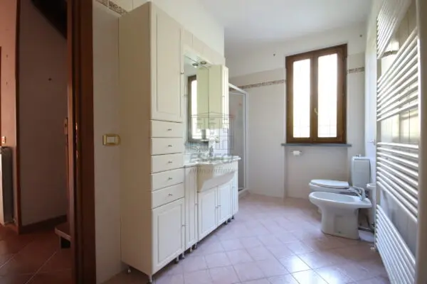 Villa Trifamiliare via Di Tiglio 611, Capannori