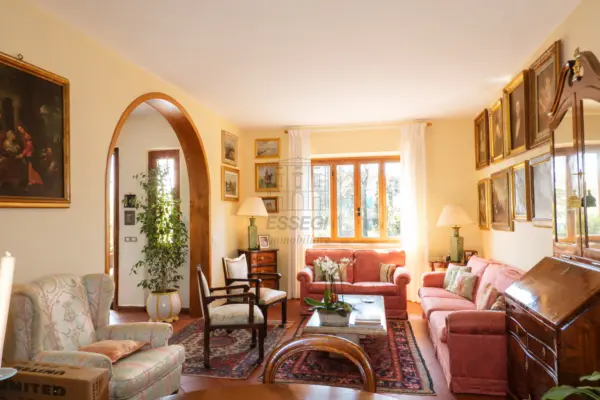 Villa via Vecchia Pesciatina 84, Lucca