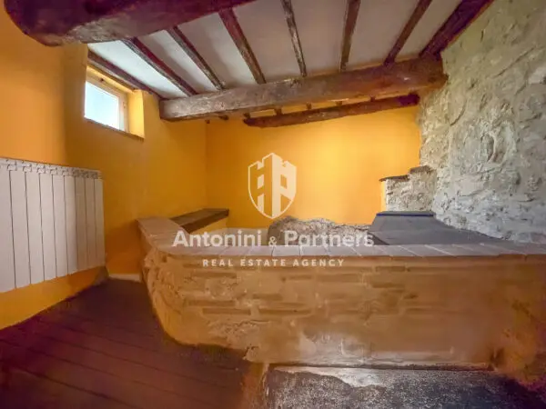 Villa Trifamiliare strada Provinciale 421, Massa Martana