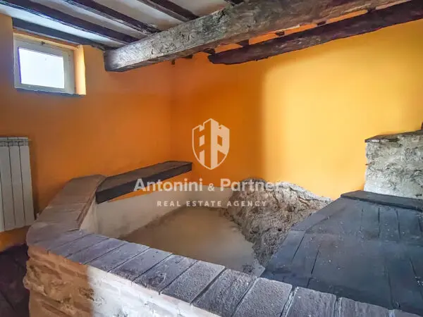 Villa Trifamiliare strada Provinciale 421, Massa Martana