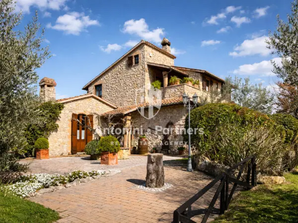 Casale strada Provinciale 385, Gualdo Cattaneo