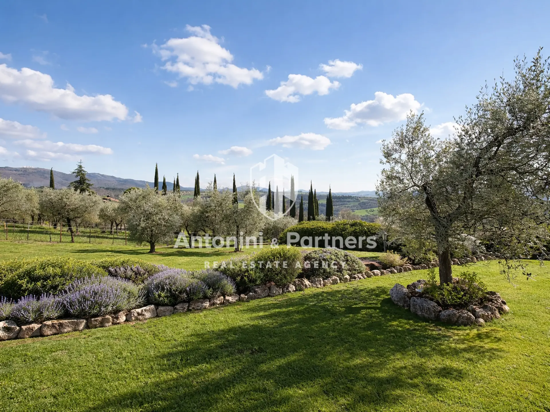 Immagine per Casale in vendita a Gualdo Cattaneo strada Provinciale 385