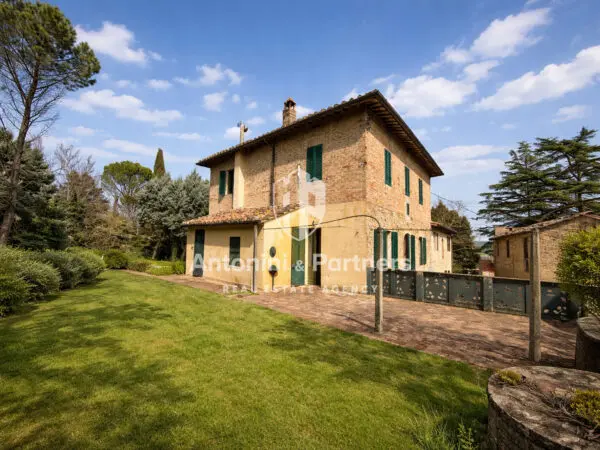 Palazzo - Stabile viale Vittorio Veneto, Marsciano