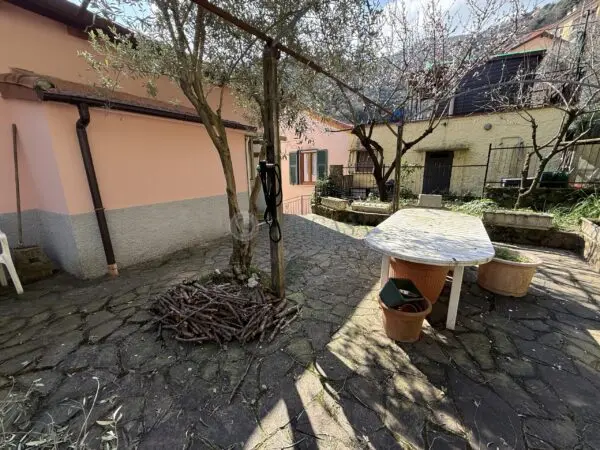 Villa 20, La Spezia