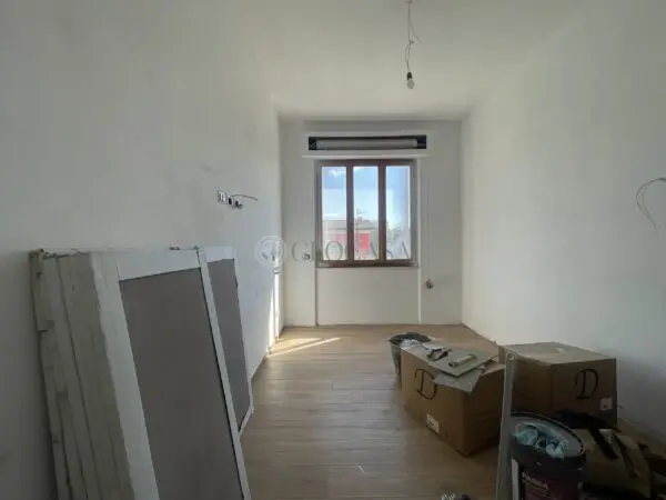 Appartamento via Bradia 28, Sarzana
