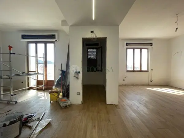 Appartamento via Bradia 28, Sarzana