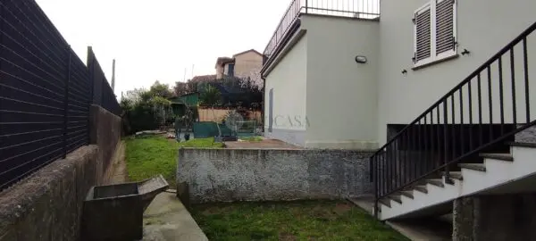 Appartamento via Aurelia 3, Vezzano Ligure