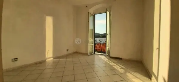 Monolocale via Buonviaggio 40, La Spezia