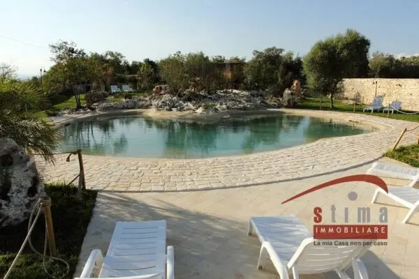 Villa strada Per Canicattini, Siracusa