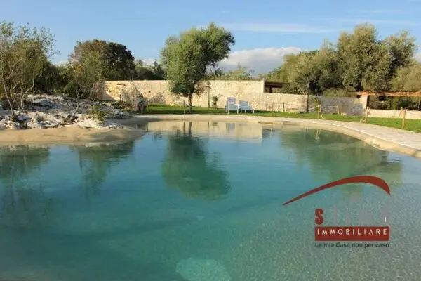 Villa strada Per Canicattini, Siracusa