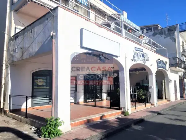 Locale Commerciale via Naxos, Giardini-Naxos