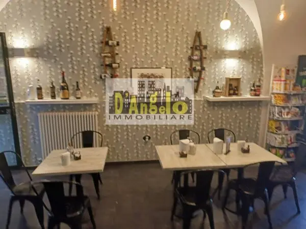Bar corso Serpente Aureo 77, Offida
