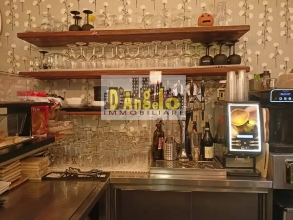 Bar corso Serpente Aureo 77, Offida