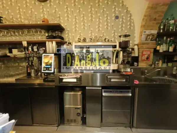 Bar corso Serpente Aureo 77, Offida