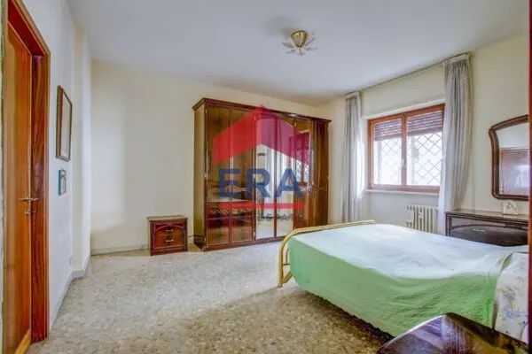 Appartamento via Enrico Fermi 49, Roma