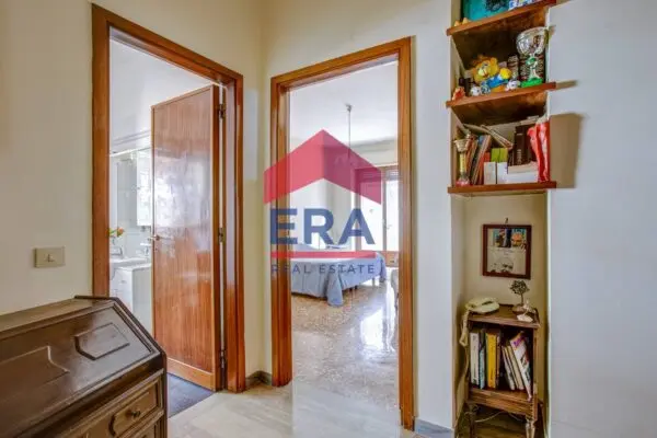Appartamento via Enrico Fermi 49, Roma
