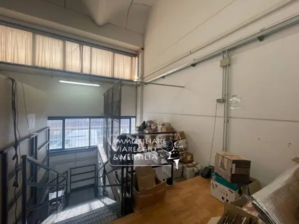 Magazzino via Libeccio 47, Viareggio
