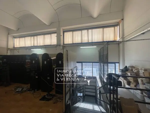 Magazzino via Libeccio 47, Viareggio