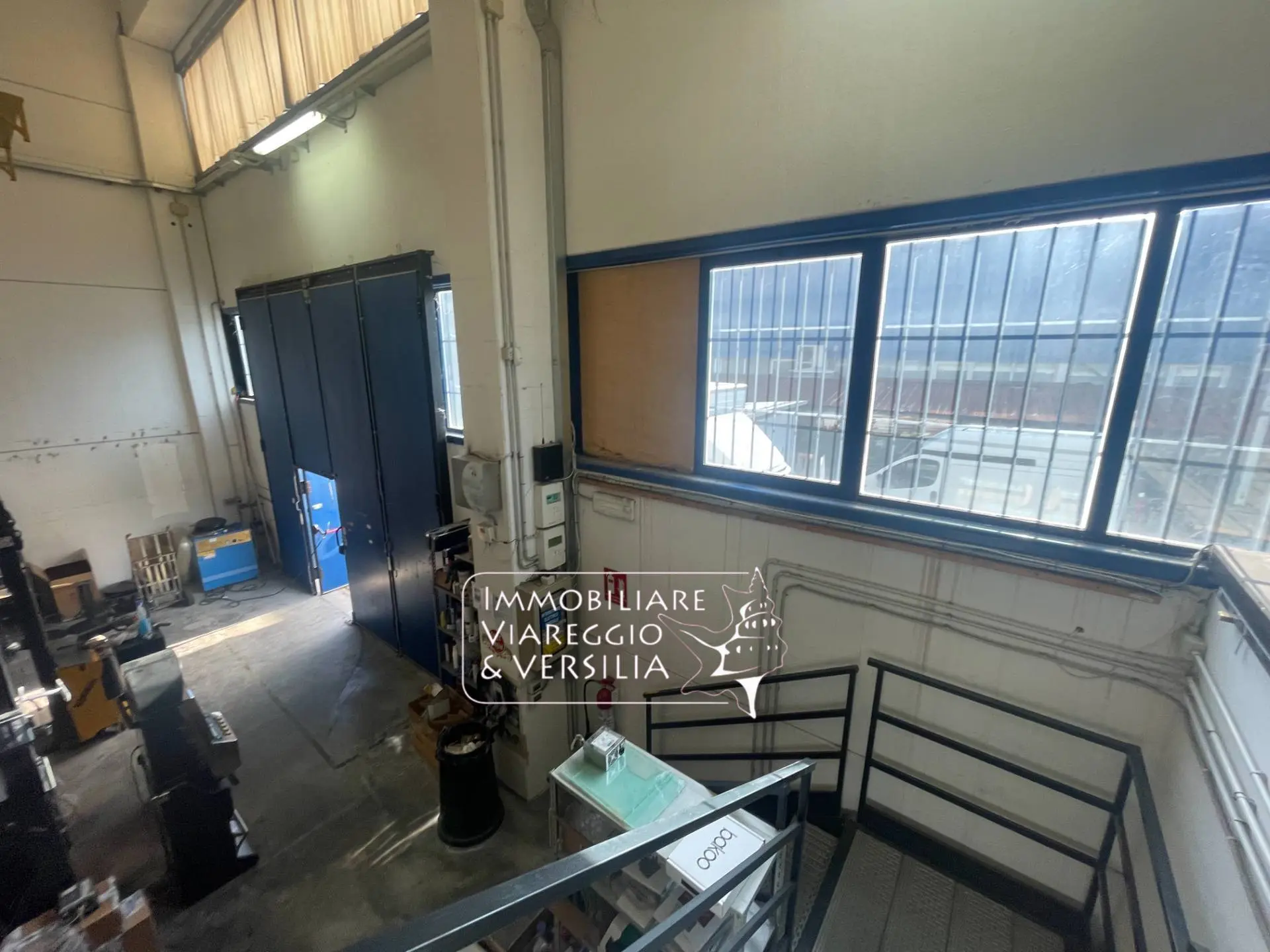 Immagine per Magazzino in vendita a Viareggio via Libeccio 47