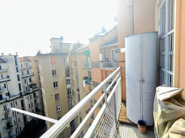 Appartamento piazza Le Brescia 16, Milano