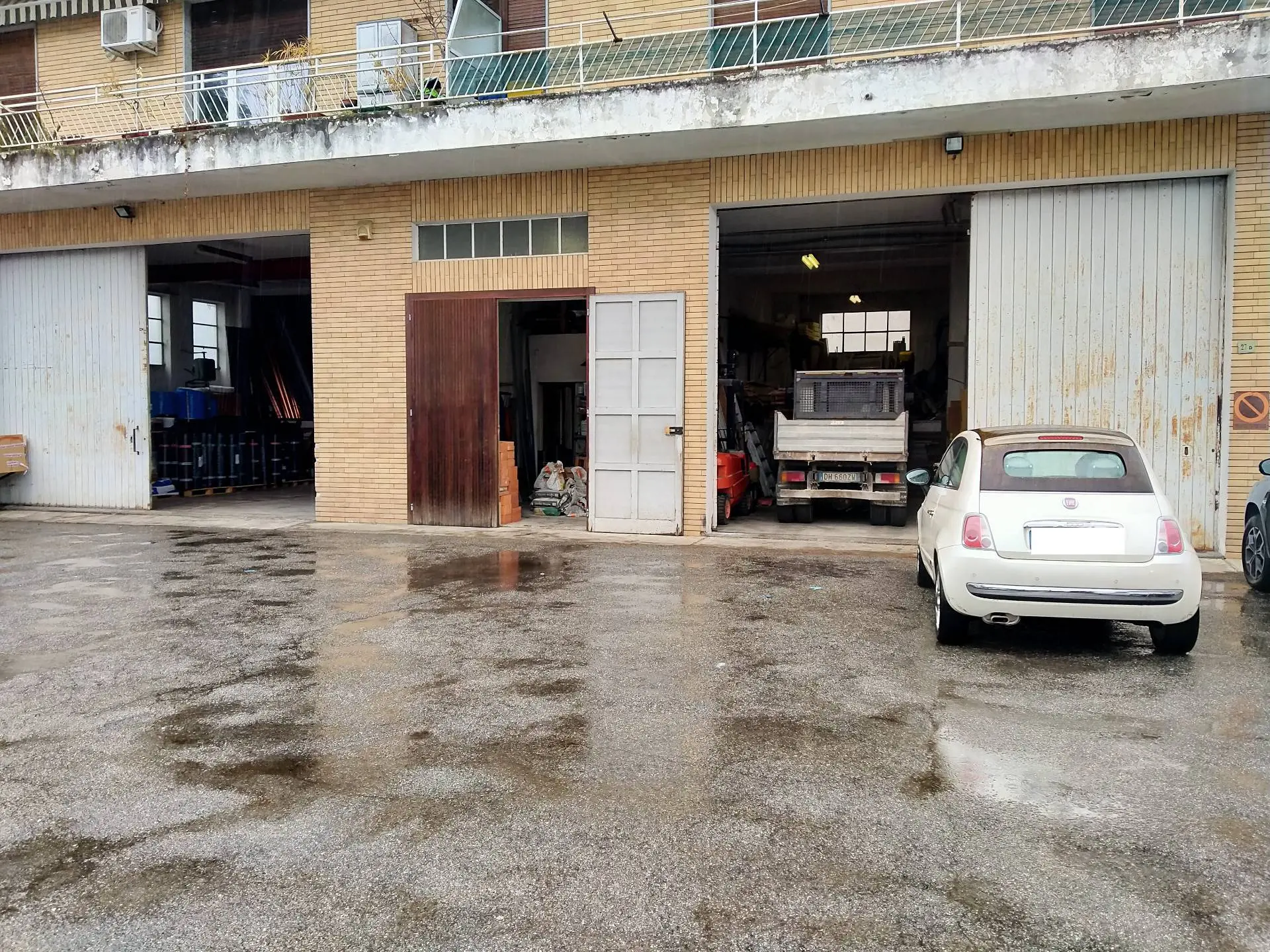 Immagine per Locale Commerciale in vendita a Vergiate uguaglianza 27