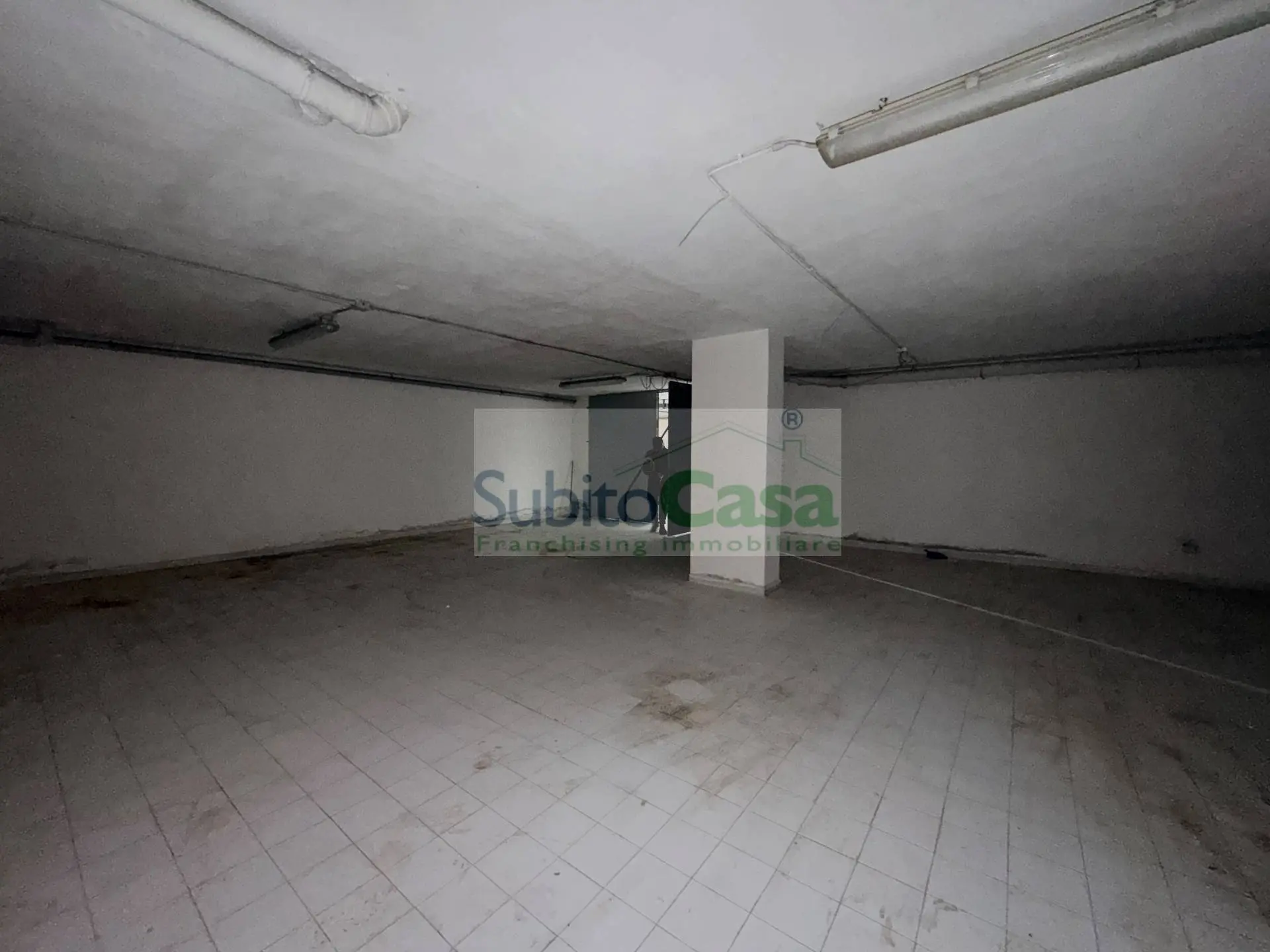 Immagine per Box / Posto auto in affitto a Chieti Via Ramiro Ortiz 28