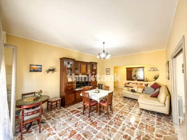 Appartamento via Giovanni Angelo Montorsoli, Siracusa