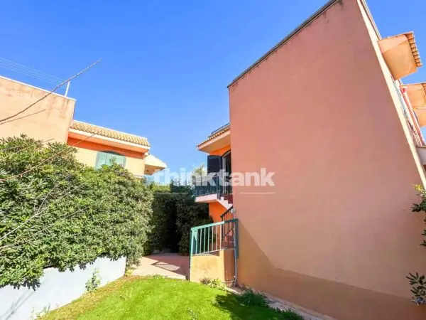 Villa strada San Lorenzo, Noto