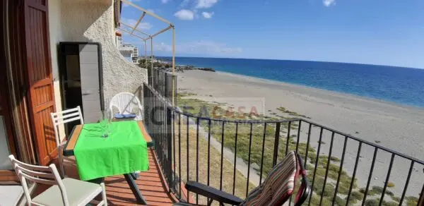 Appartamento via Recanati, Giardini-Naxos