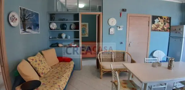 Appartamento via Recanati, Giardini-Naxos