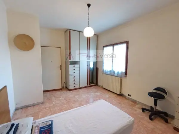 Villa via, Pietrasanta