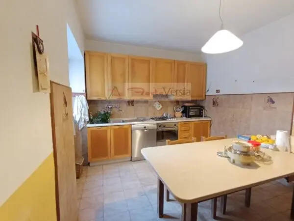Villa via, Pietrasanta