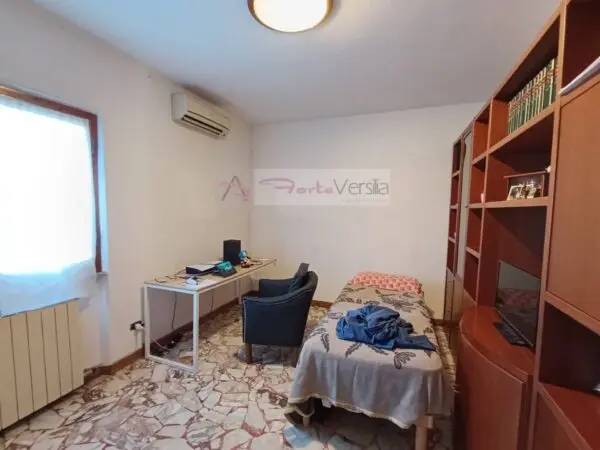 Villa via, Pietrasanta