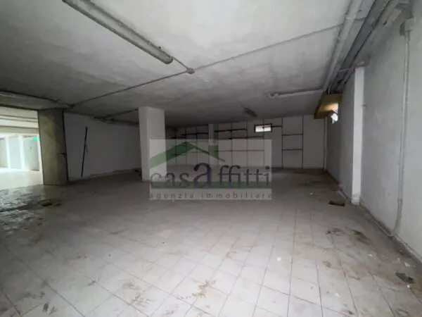 Box / Posto Auto via Ortiz 28, Chieti