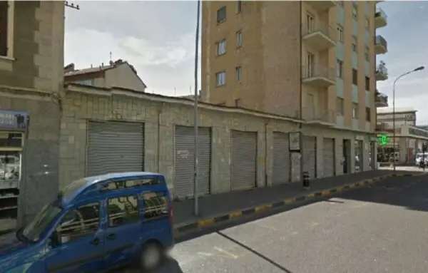 Negozio via Cigna 118, Torino