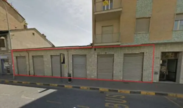 Negozio via Cigna 118, Torino