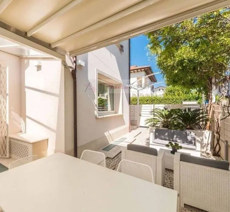 Immagine per Casa indipendente in vendita a Forte dei Marmi  